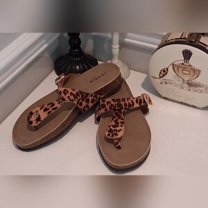 Torrid Leopard Print Thong Sandal Sz 9WW  NWOB